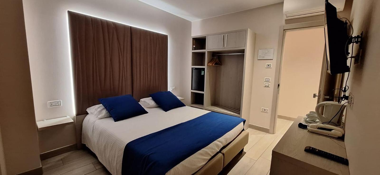 Hotel Danieli La Castellana Lago Di Garda Brenzone sul Garda Dış mekan fotoğraf